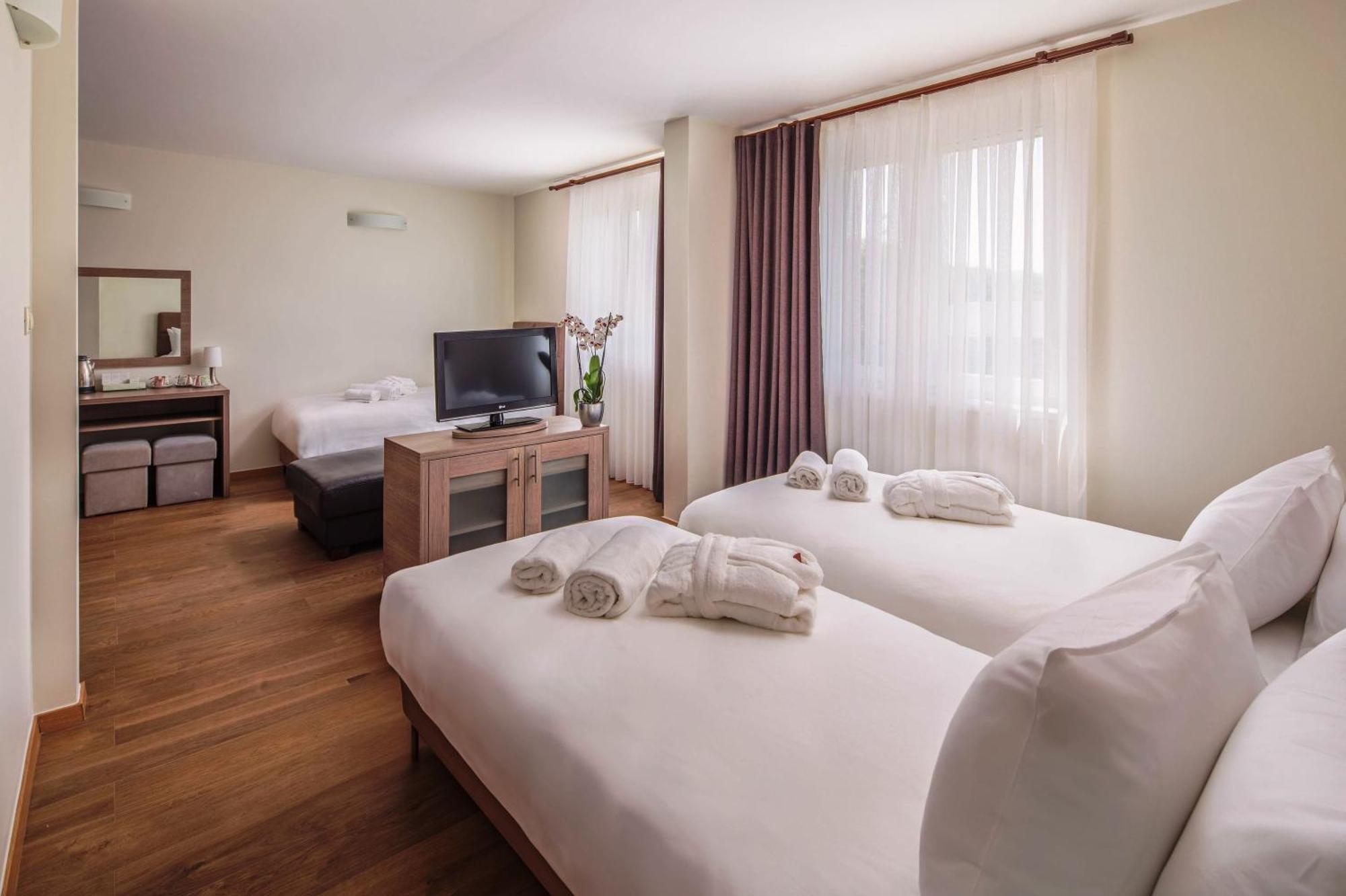 Vitta Hotel Superior Budapest Exterior foto